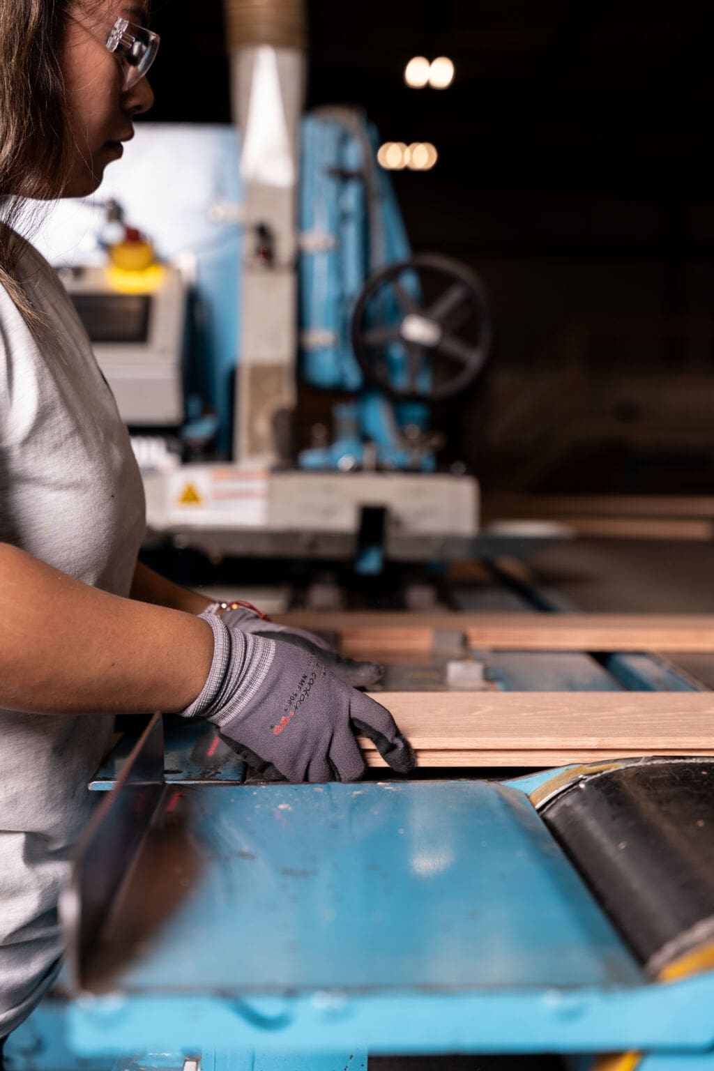 Wood and manufacturing detail